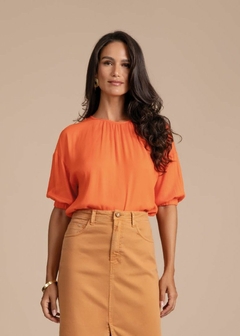 Imagem do BLUSA EM VISCOSE SOLTA MANGA CURTA