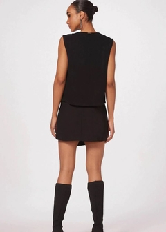 SHORT SAIA CINTURA ALTA EM ALFAIATARIA - comprar online