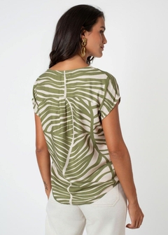 Imagem do BLUSA EM VISCOSE SOLTA FEMININA ESTAMPADA