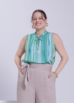 REGATA EM VISCOSE PLUS SIZE COM AMARRAÇÃO NA GOLA - loja online