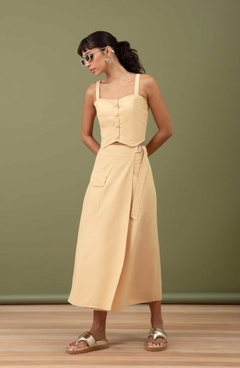 CROPPED EM ALFAIATARIA COM DETALHE FRONTAL COM BOTÕES - Amsterdam Closet