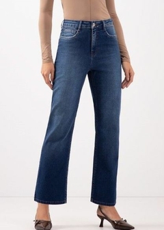 CALCA JEANS COM ELASTANO