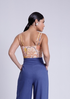 CROPPED EM VISCOSE ESTAMPADO