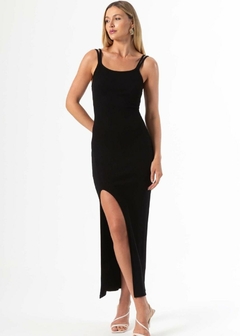 VESTIDO MALHA CANELADO COM FENDA na internet