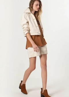 JAQUETA SARJA CROPPED FEMININA - Amsterdam Closet