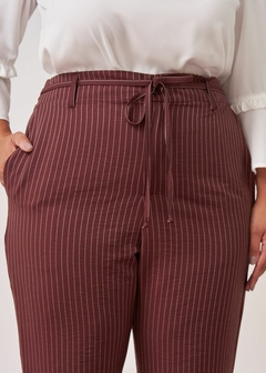 CALÇA VISCOSE RISCA DE GIZ FEMININA