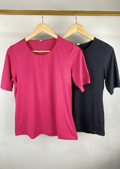 BLUSA MALHA TOQUE AVELUDADO na internet