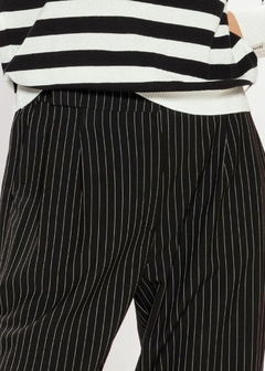 CALÇA EM ALFAIATARIA RISCA DE GIZ BIAMAR - comprar online