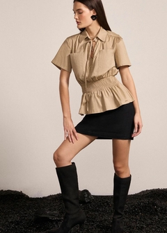 BLUSA TRICOLINE COM ELÁSTICO NA CINTURA