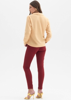 BLUSA LINHO DECOTE V FEMININA - Amsterdam Closet