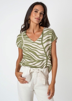 BLUSA EM VISCOSE SOLTA FEMININA ESTAMPADA - comprar online