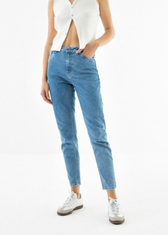 Calça Jeans Mom Comfy Feminina