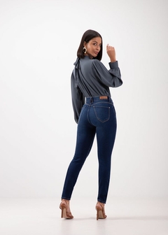 CALCA JEANS COM ELASTANO - comprar online