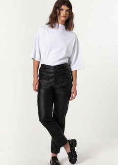BLUSA MALHA LISA CONFY FEMININA - Amsterdam Closet