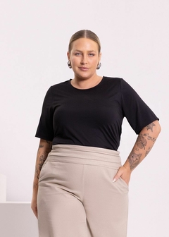 BLUSA MALHA TOQUE AVELUDADO