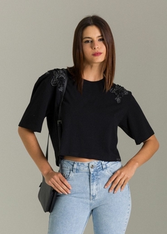 BLUSA ALGODÃO COM APLIQUE