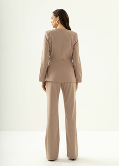 CALÇA ALFAIATARIA BOOT CUT FEMININA na internet