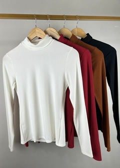 BLUSA CANELADA COM GOLA MANGA LONGA - loja online