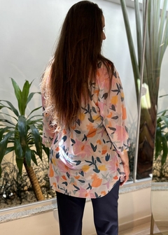 CAMISA EM TULE MANGA 3/4 ALONGADA - comprar online