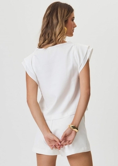 BLUSA VISCOSE MANGA COM BABADO - comprar online