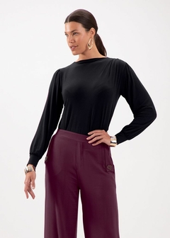 Blusa Malha Básica Manga Longa Feminina