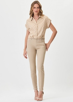 CAMISA LINHO CROPPED SOLTA - comprar online