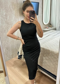 VESTIDO EM ALFAIATARIA JUSTO MIDI COM DETALHE FRANZIDO NA LATERAL - Amsterdam Closet