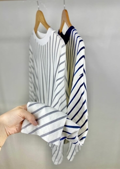 Blusa Viscose Listrada Comfy Feminino - loja online