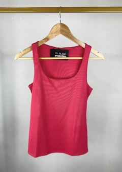 REGATA EM MALHA CANELADA FEMININA - comprar online