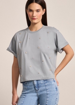 BLUSA EM MALHA COM PEDRARIA