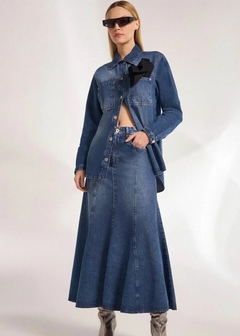CAMISA JEANS COM BOLSOS na internet