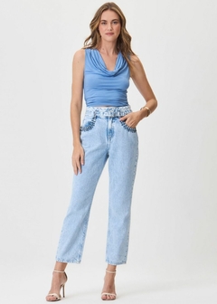 CALÇA JEANS COM DETALHA EM PEDRAS BOLSO - Amsterdam Closet