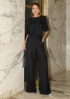 Imagem do CALÇA PANTALONA COM DETALHE EM BRILHO