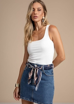 REGATA EM MALHA CANELADA FEMININA - Amsterdam Closet
