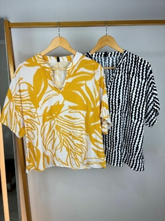 BLUSA EM VISCOSE ESTAMPADA FEMININA - Amsterdam Closet