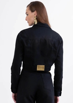 JAQUETA JEANS CROPPED na internet