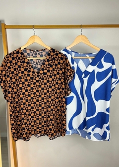 BLUSA EM VISCOSE PLUS SIZE ESTAMPADA na internet