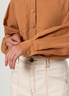 CAMISA LINHO CROPPED FEMININA - Amsterdam Closet
