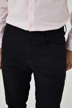 Imagem do CALÇA JEANS SLIM MASCULINA PRETA