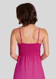 VESTIDO MIDI EM LINHO COM FENDA ROSA - comprar online