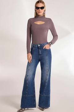 BLUSA MALHA CANELADA FEMININA na internet