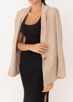 VESTIDO EM MALHA CANELADA FEMININO MIDI na internet