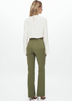 CALÇA ALFAIATARIA BOOT CUT - Amsterdam Closet