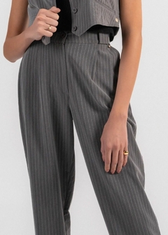 CALÇA EM ALFAIATARIA RISCA DE GIZ BIAMAR - Amsterdam Closet