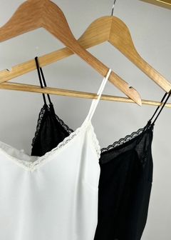 Regata Crepe Casual Feminina na internet