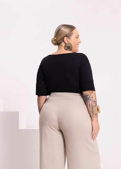 BLUSA MALHA TOQUE AVELUDADO - comprar online