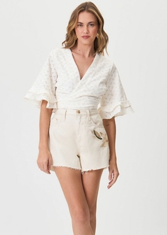 BLUSA LAISE CROPPED JUSTA na internet