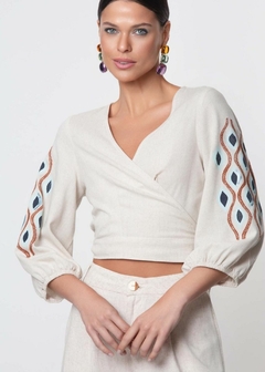 BLUSA EM LINHO COM BORDADO MANGA - Amsterdam Closet