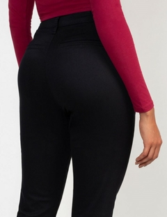 CALÇA JEANS FENININA SKINNY ÁGATA PRETO - Amsterdam Closet