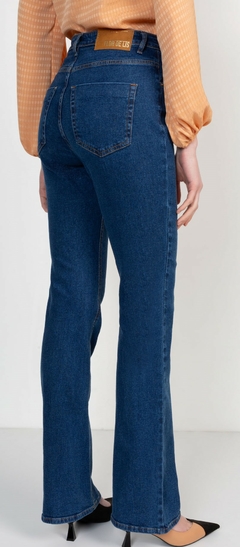 CALÇA JEANS BOOT CUT FEMININA AZUL ESCURO - Amsterdam Closet